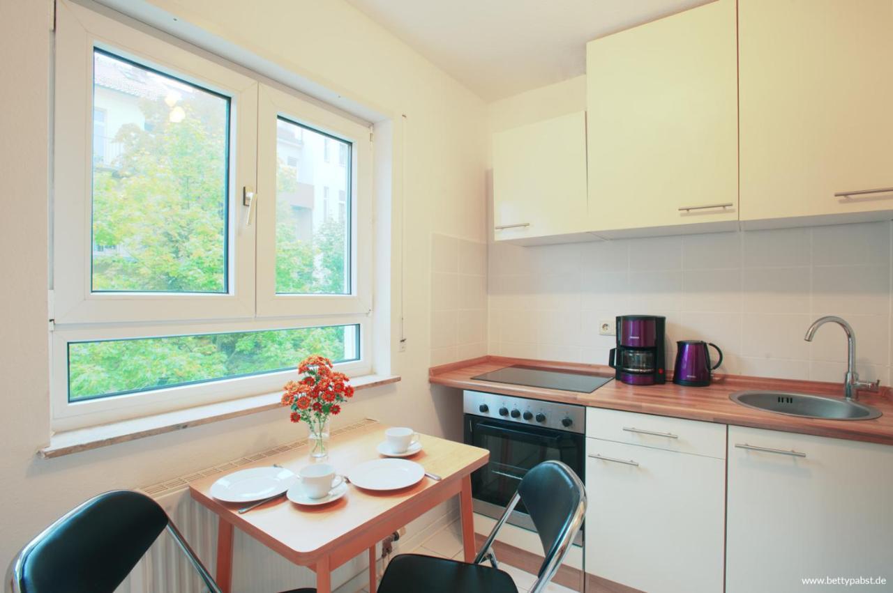 Apartment An Der Uni Mit Tiefgarage Und Loggia Leipzig Eksteriør bilde